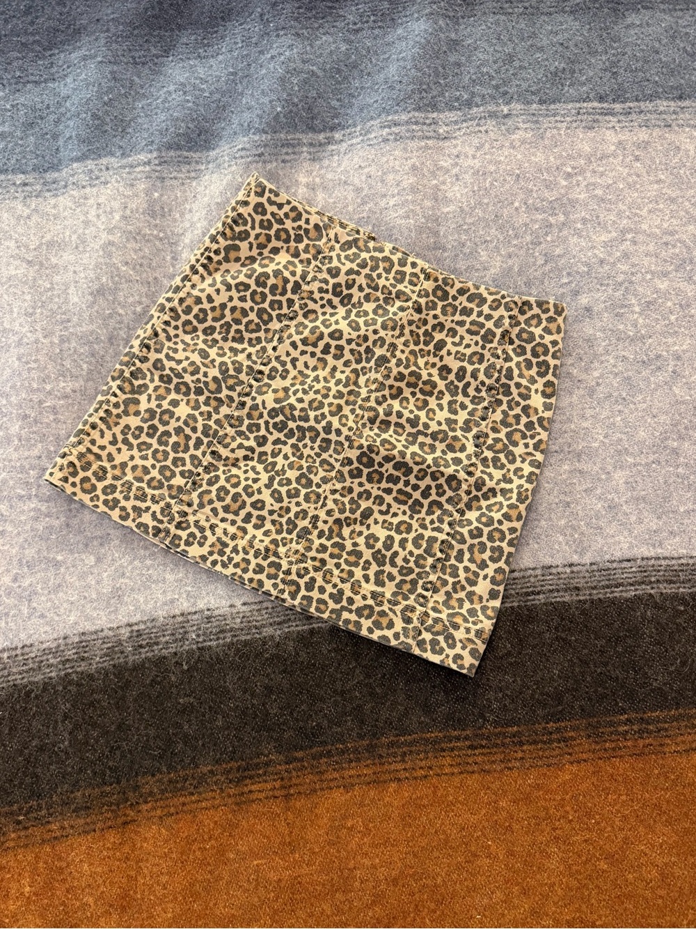 Y2K Leopard Print Mini Skirt Size 7 (28W)